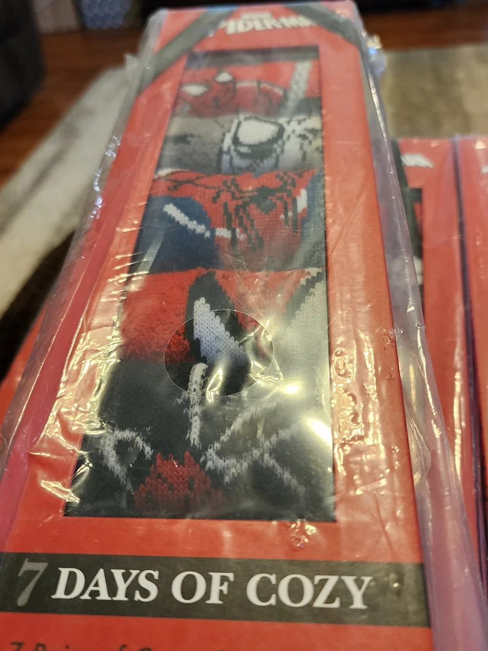 1 Marvel Spider-Man Red and Black Crew Socks - 7 Pack NWT 6 - 12 Shoe Size